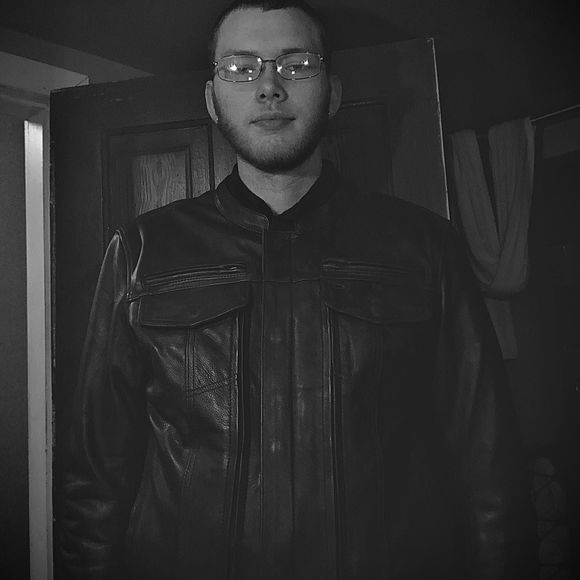 Meet your Posher, Kevin - Picture 1 of 1